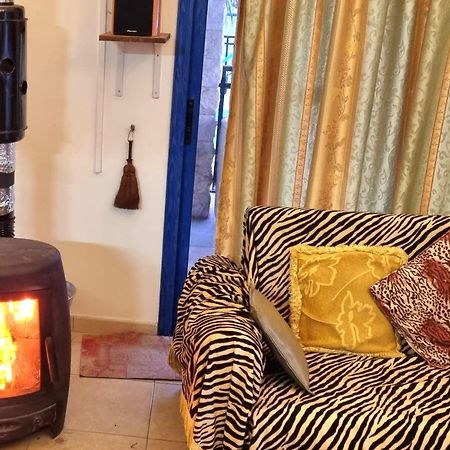 Astrofegia Beachfront Villa Pomos Ngoại thất bức ảnh