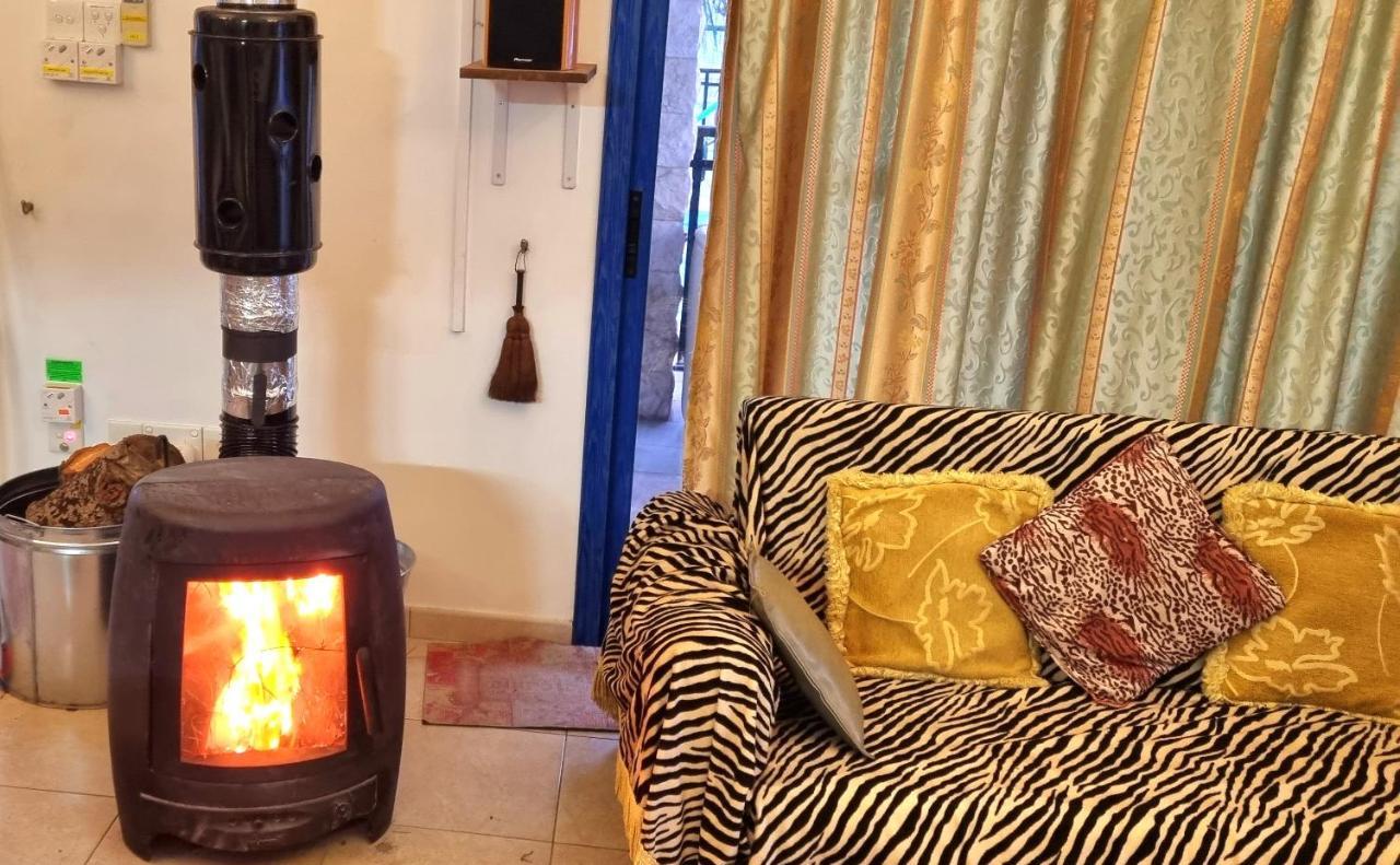 Astrofegia Beachfront Villa Pomos Ngoại thất bức ảnh
