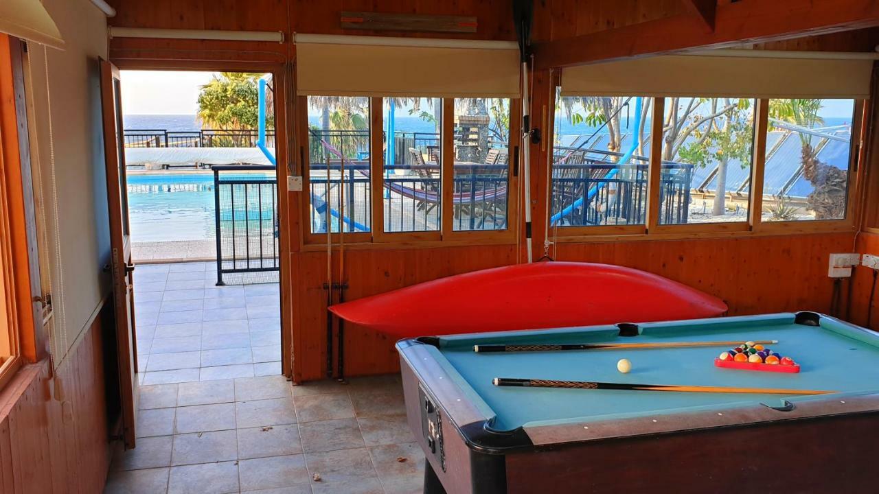 Astrofegia Beachfront Villa Pomos Ngoại thất bức ảnh